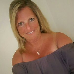 Meet your Posher, Michele