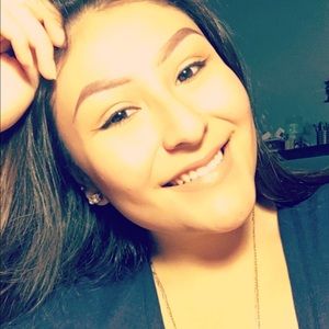 Meet your Posher, Daisy d