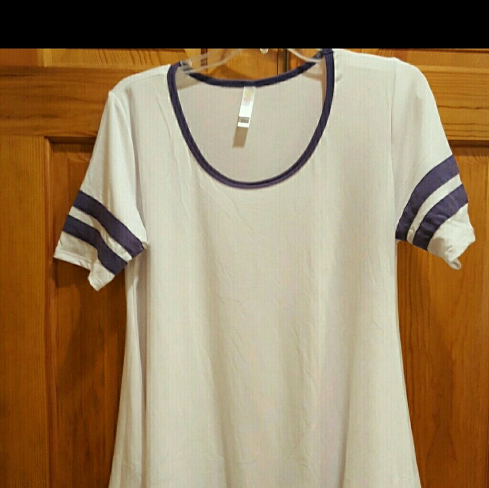 Lularoe Perfect T