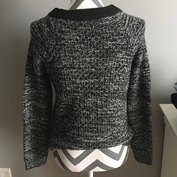 Sweater - Picture 2 of 4