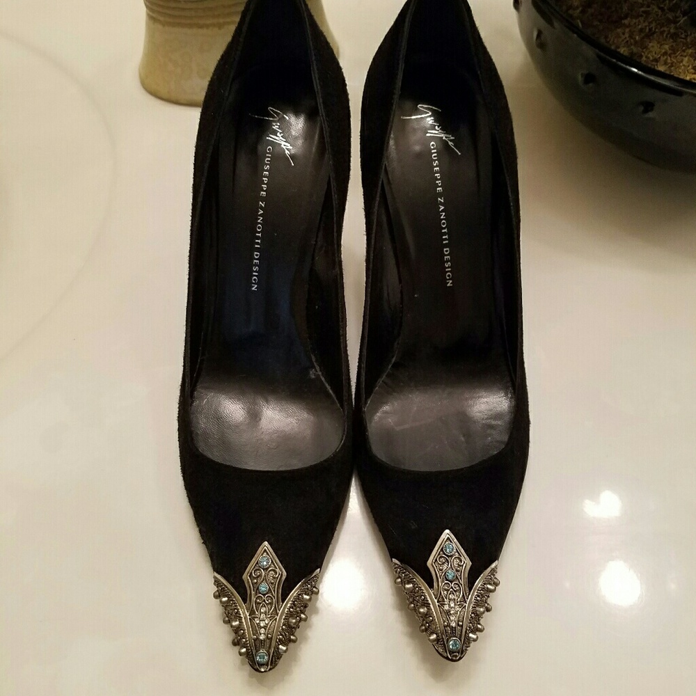 Giuseppe  suede  heel