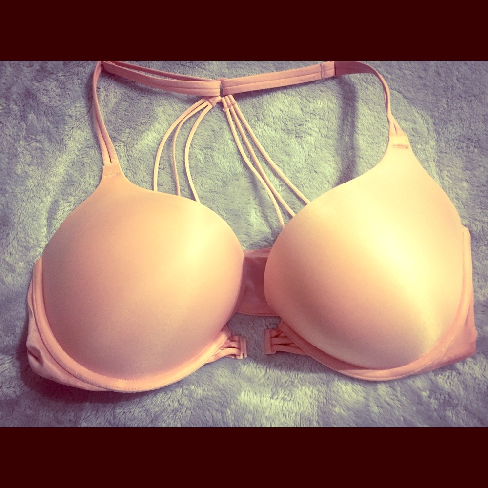 VS bombshell push up.