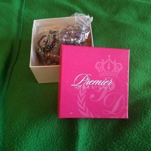 Premier designs kaleidoscope necklace