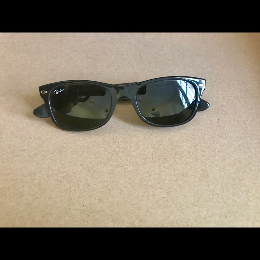Authentic Unisex Ray Ban Wayfarer