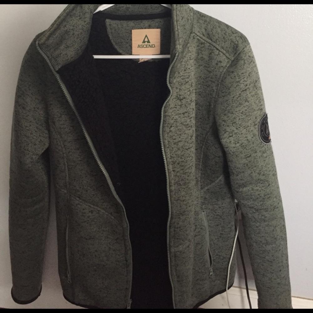 Ascend Lined Zip-up