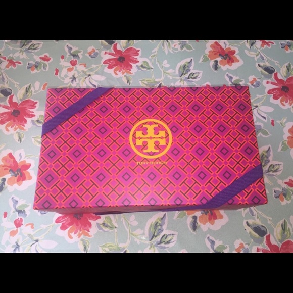 π TORY BURCH ππΊπΈπΉ - Picture 2 of 5