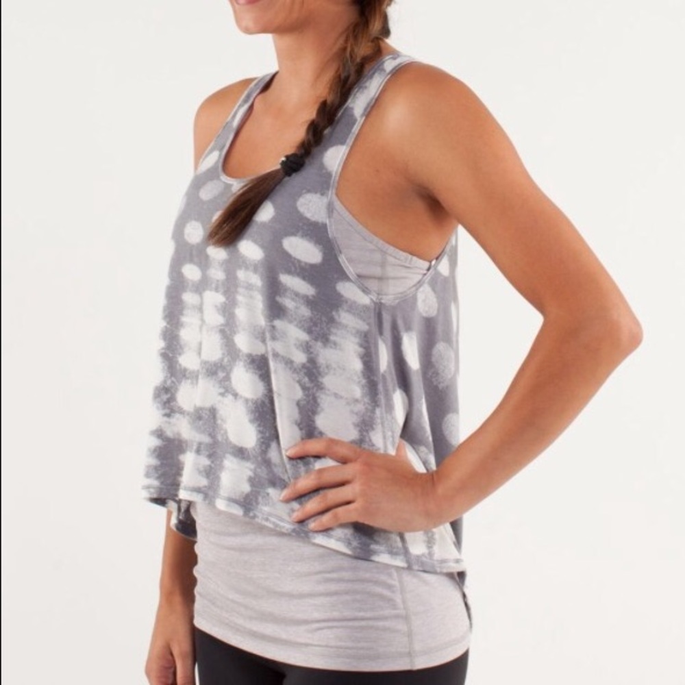Lululemon Wandering Yogi Seaside Dot Tank Sz 8