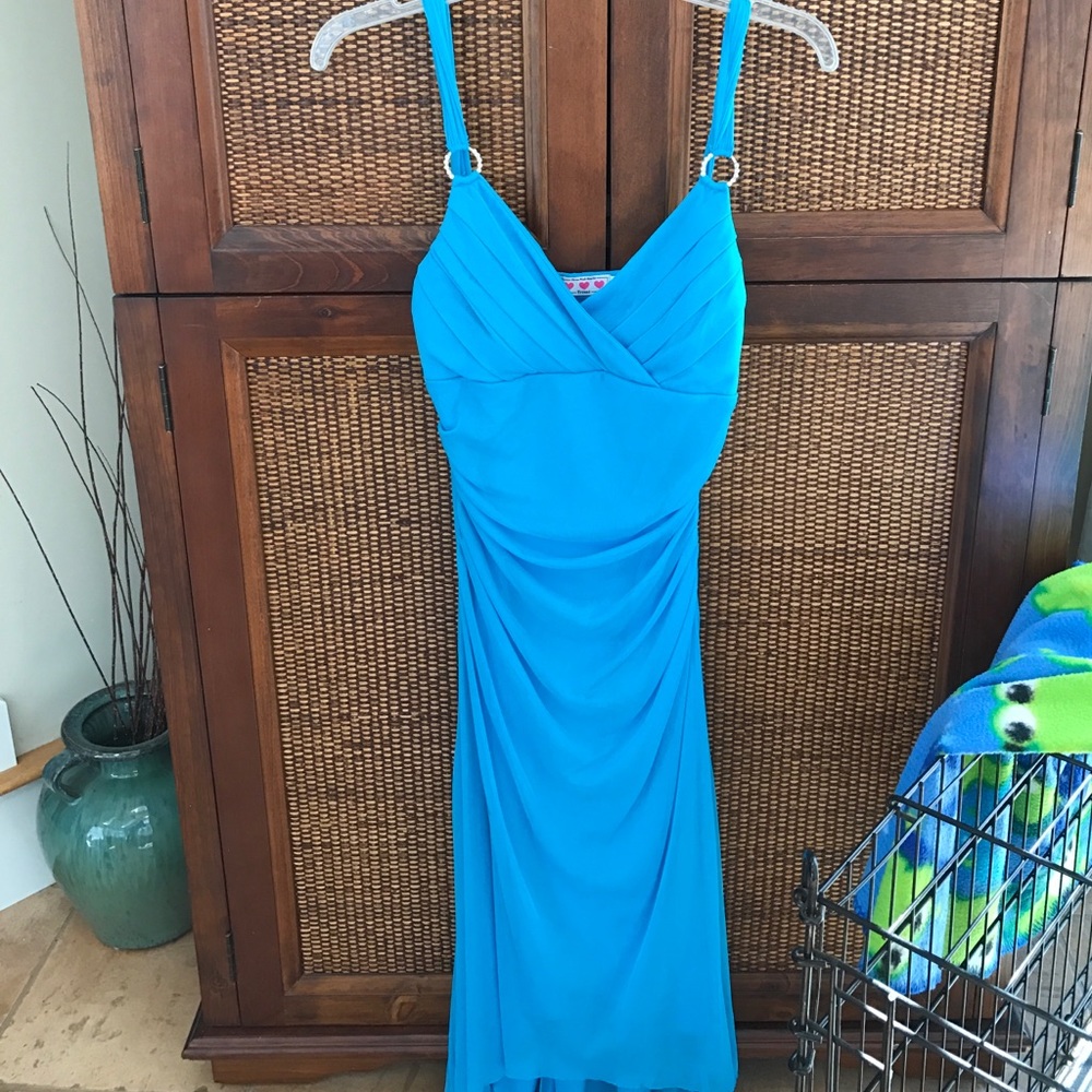 Great semiformal dress