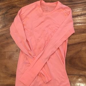 Luluelemon Swiftly Tech Long sleeve
