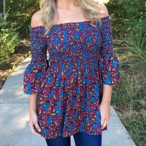 Off the shoulder flower print tunic