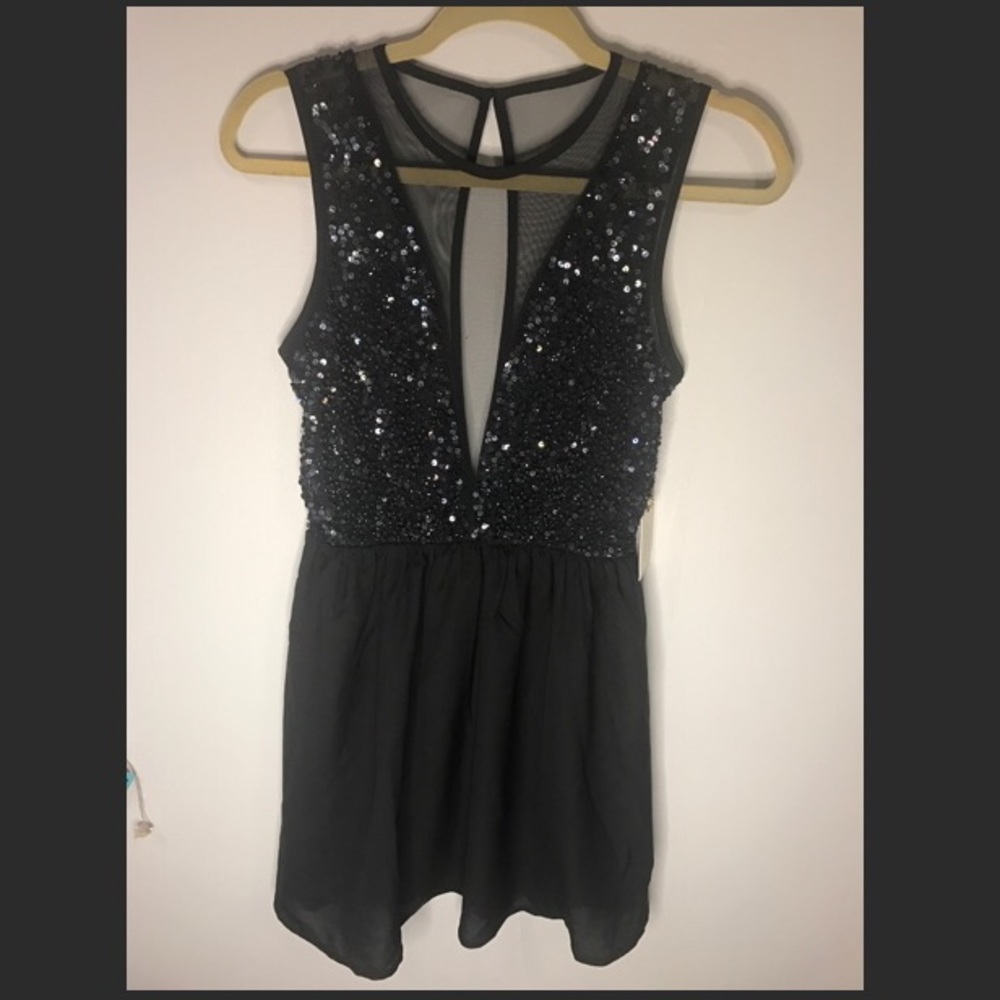NWT⚠️⚠️ forever 21 sequins navy dress