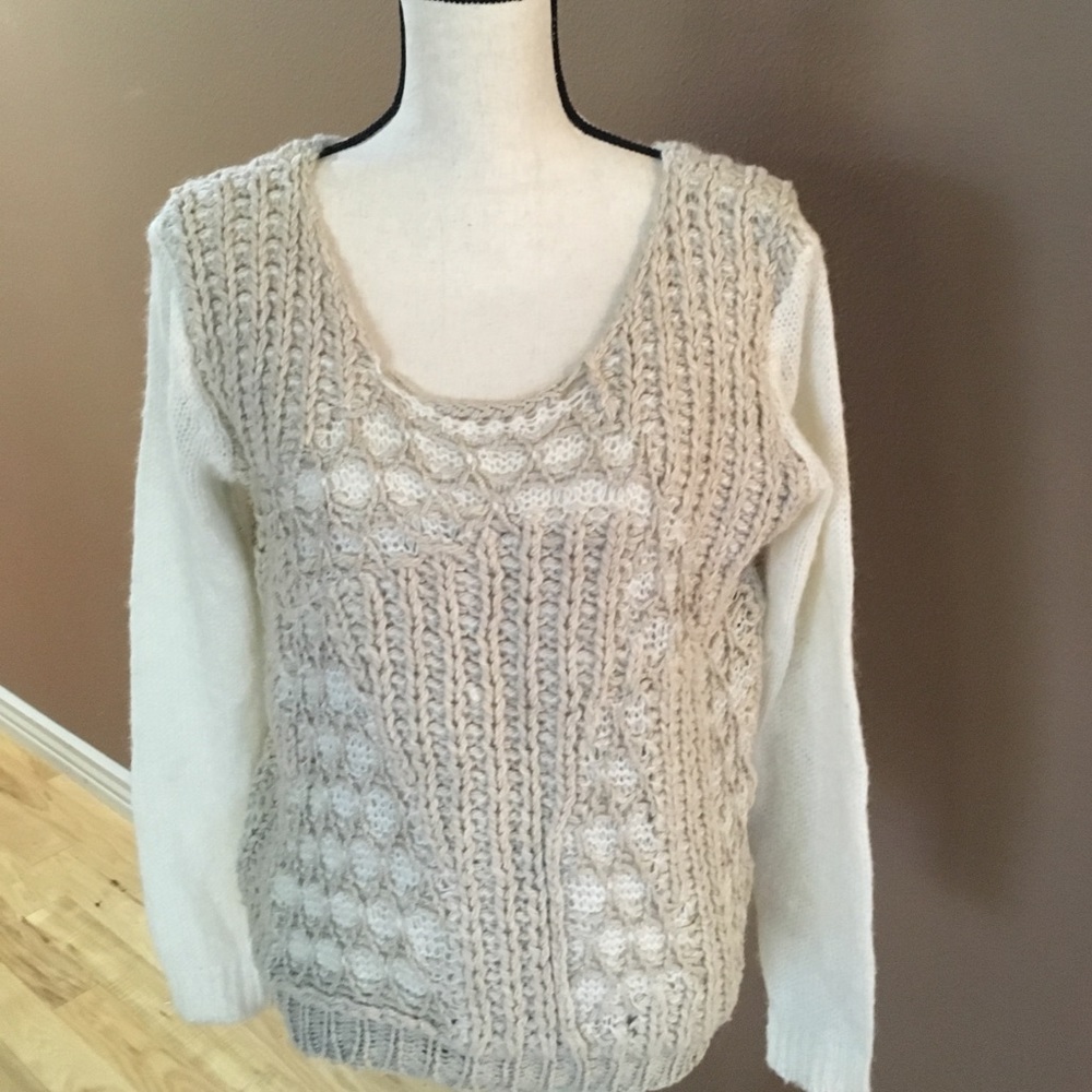 BKE BOUTIQUE Natural Knit Sweater