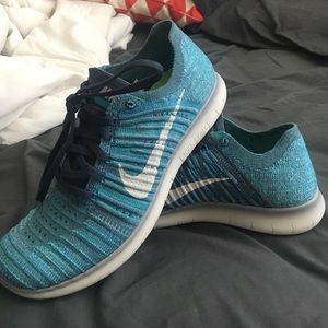 Nike Flyknit Shoes