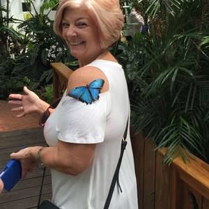 Meet your Posher, Beverly