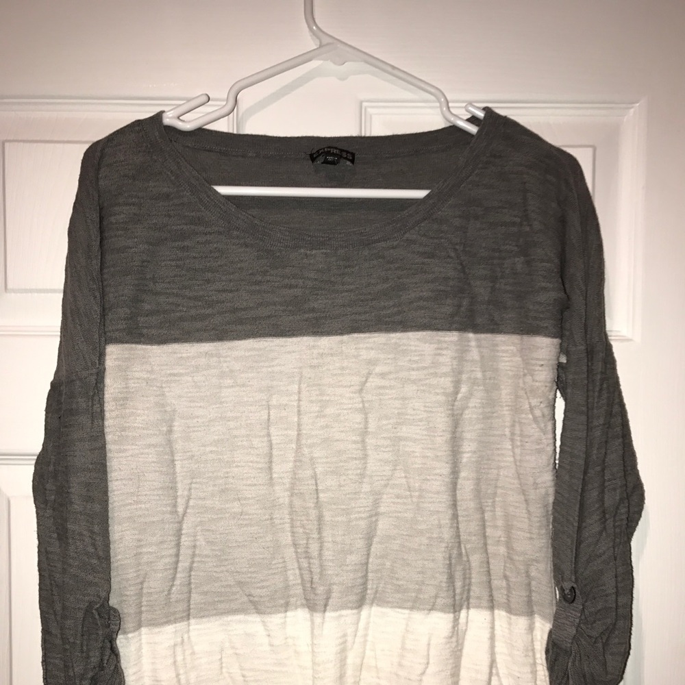 Three quarter length sleeve shirt