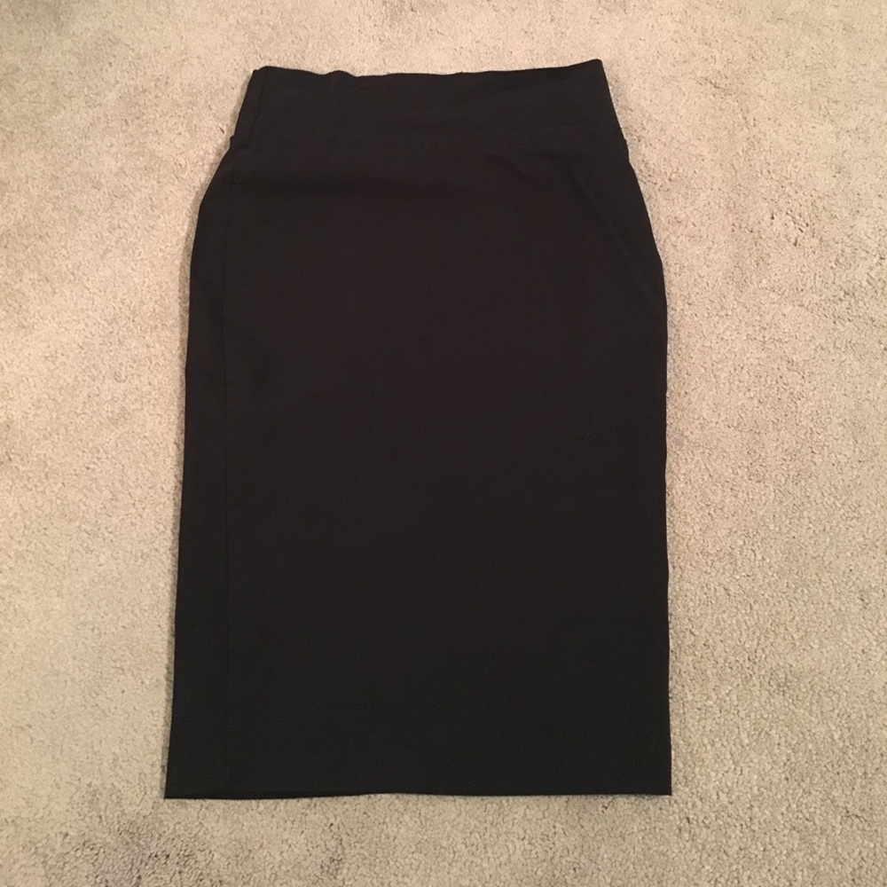 Black pencil skirt
