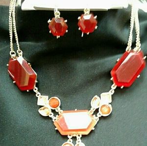 Rudy stone necklace set
