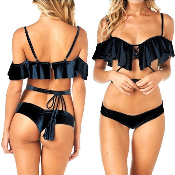 HP!!!! ONE LEFT ❤️Off Shoulder Lace-up Bikini - Picture 3 of 5