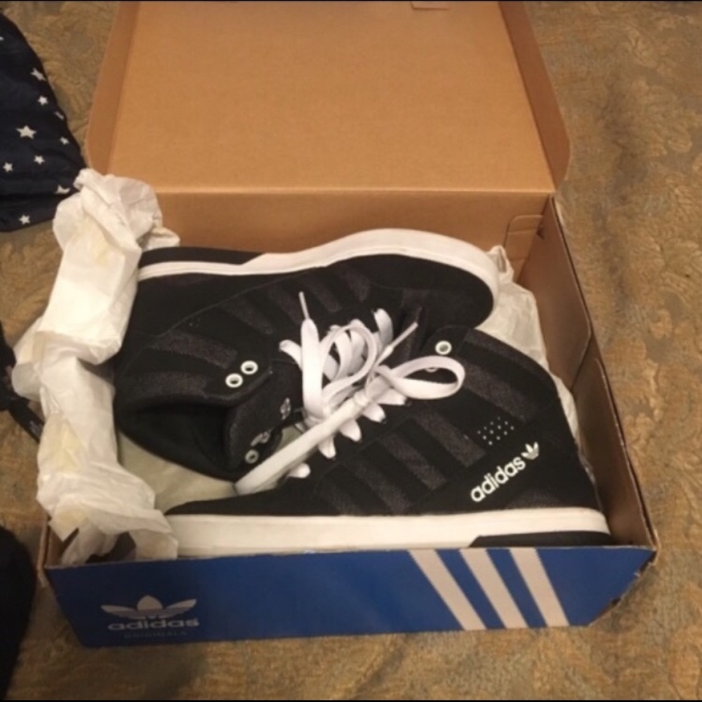 Adidas original sneakers