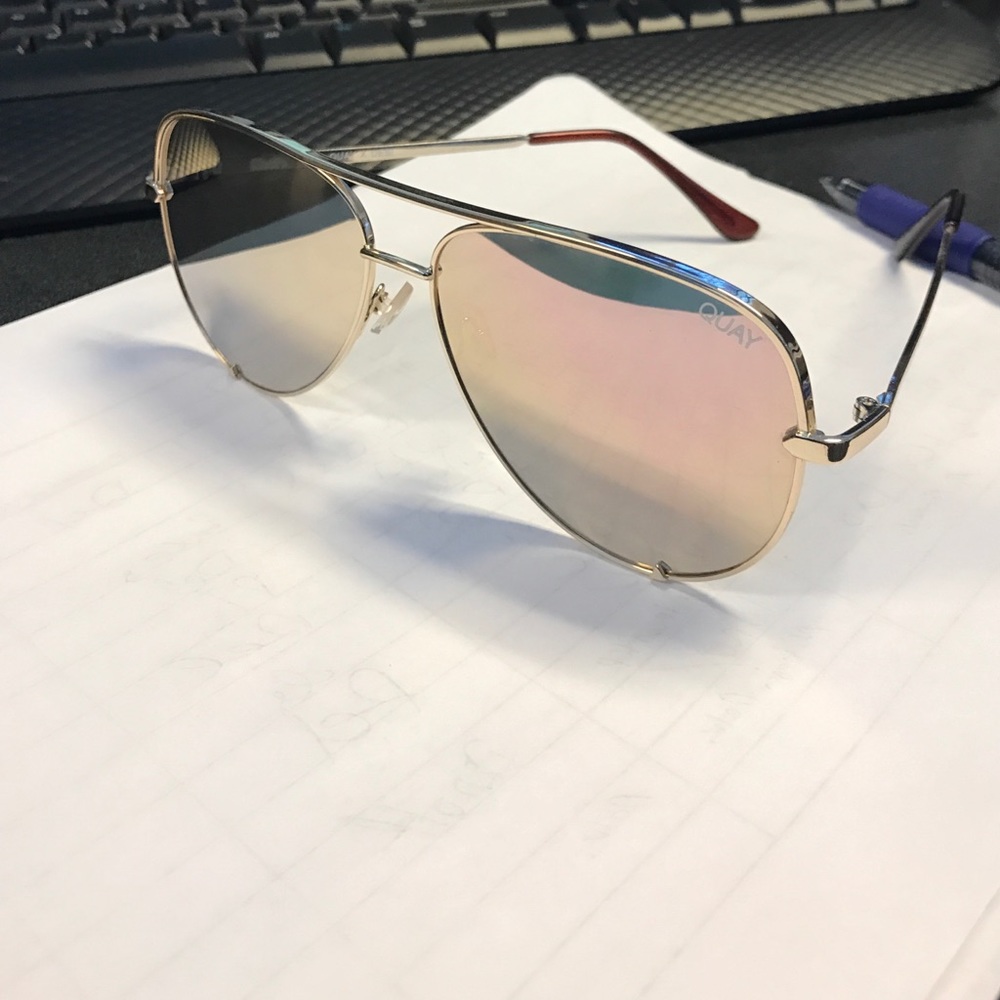 Quay X Desi Perkins High Key Rose Gold