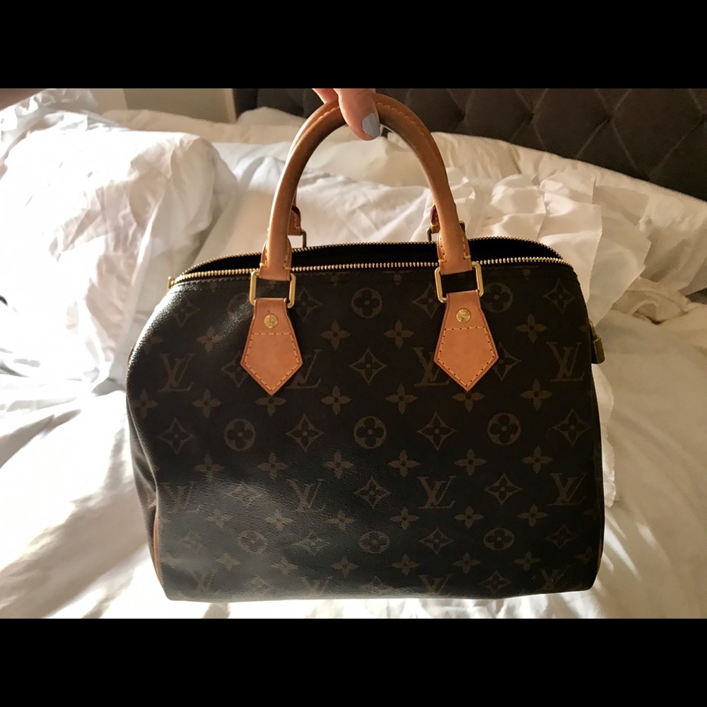 Louis Vuitton Speedy 30