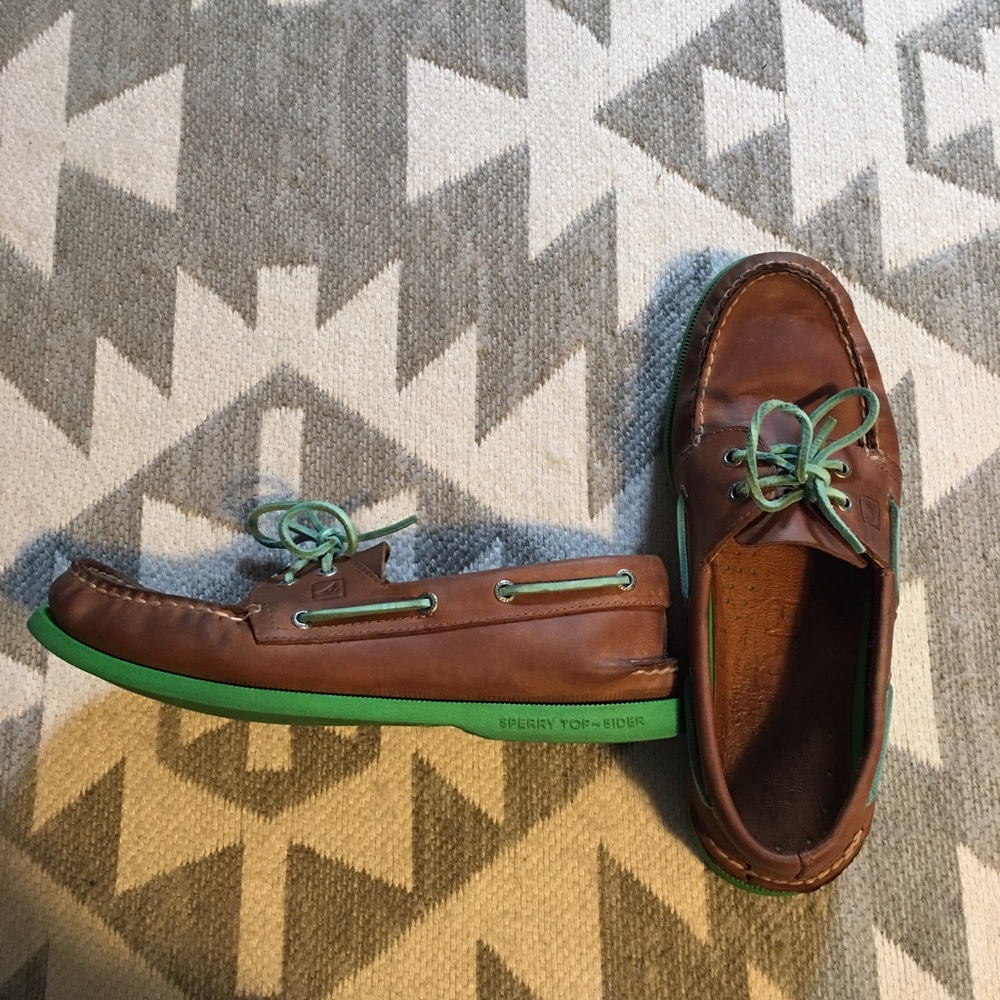 Sperry topsider