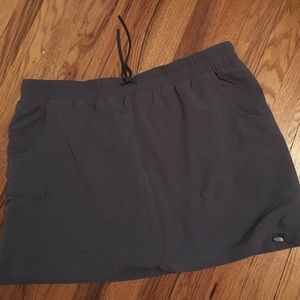North Face Drawstring Skort with pockets