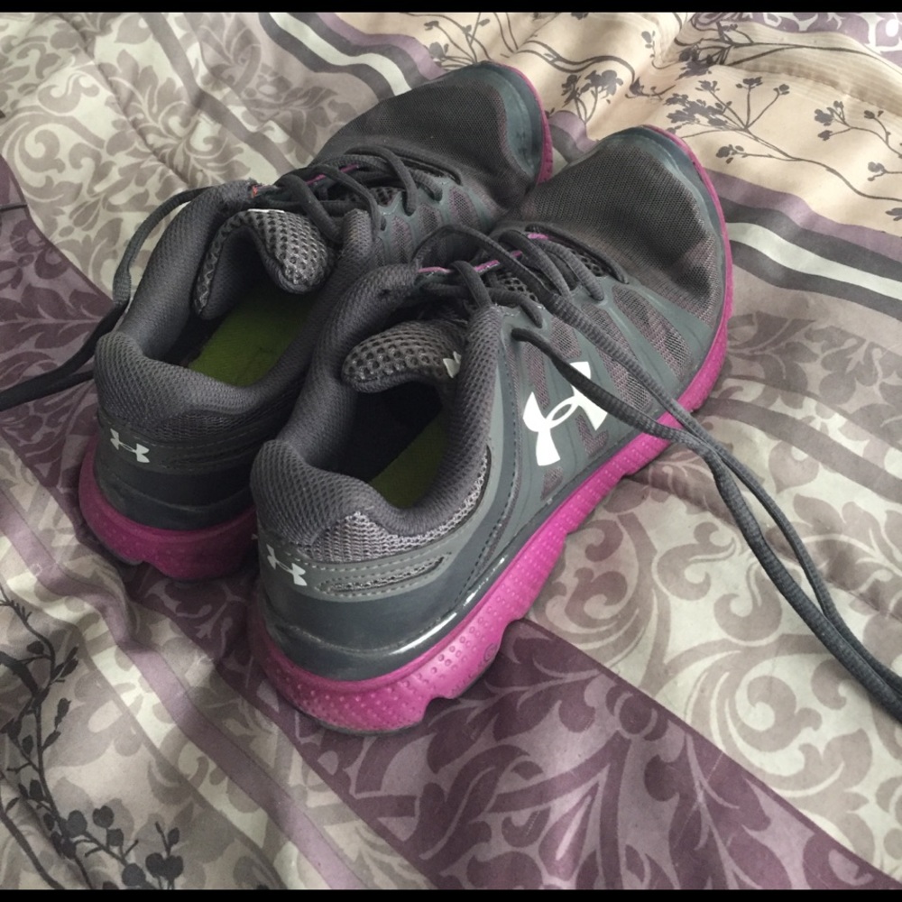 UA shoes