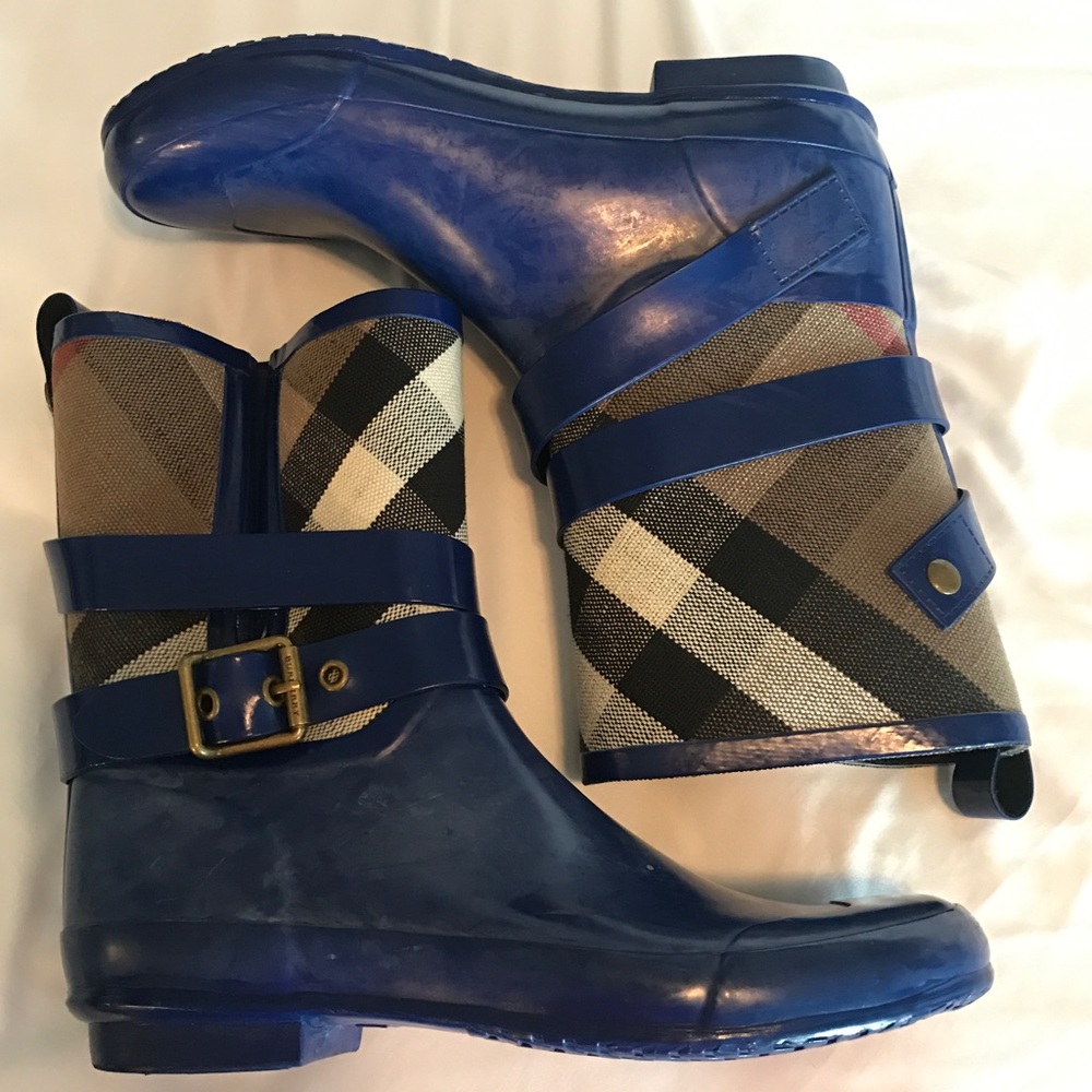 Burberry rain boots