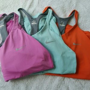 MINT 3 NIKE TOPS!!! *FINAL*