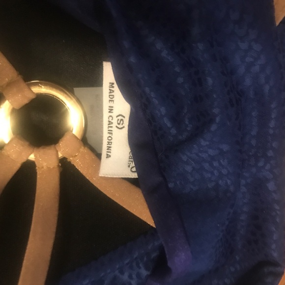 💯 NWT beach bunny jagged edge set - Picture 3 of 7