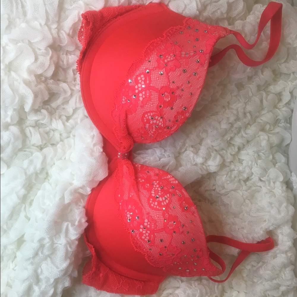 Victoria's Secret bra