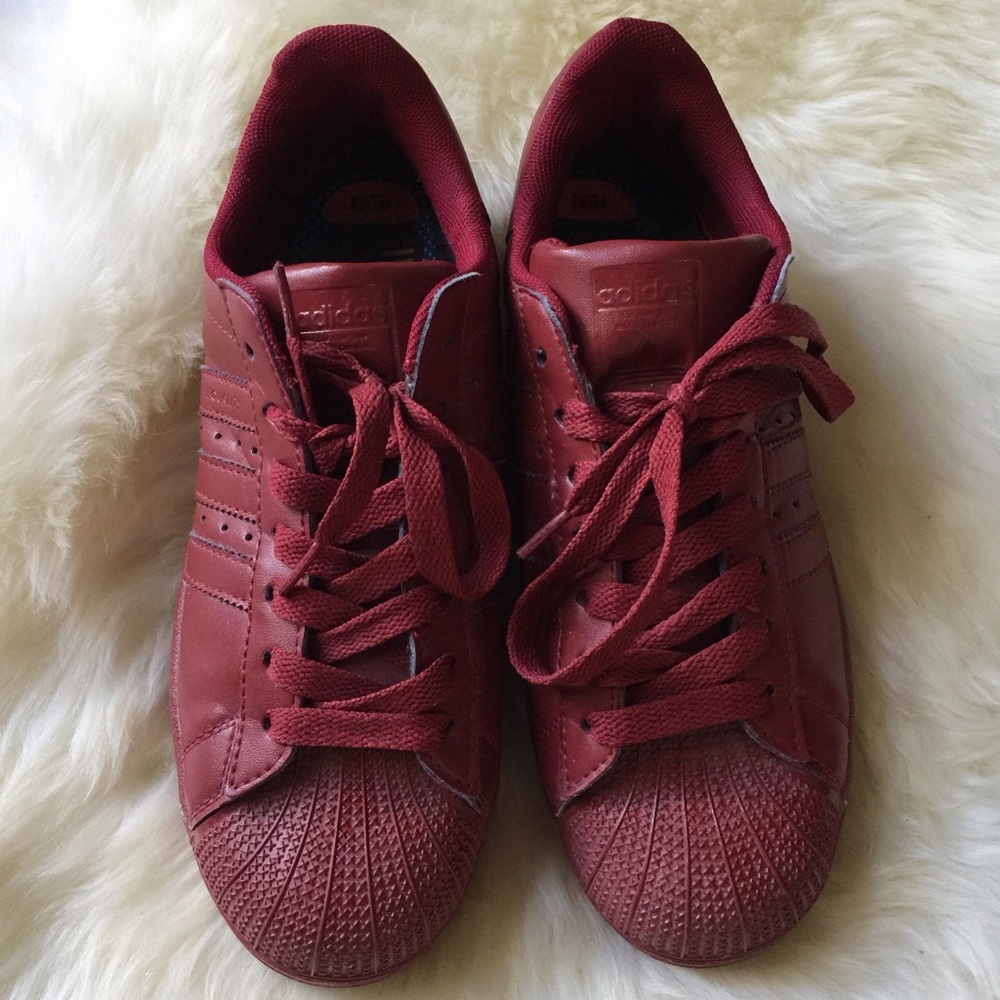 AdidasXPharrell Williams Super Star