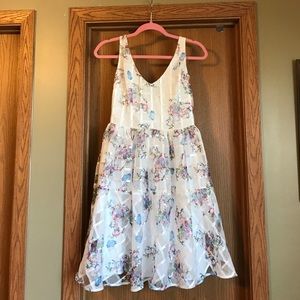 New- super cute white peony anthropology dress!!