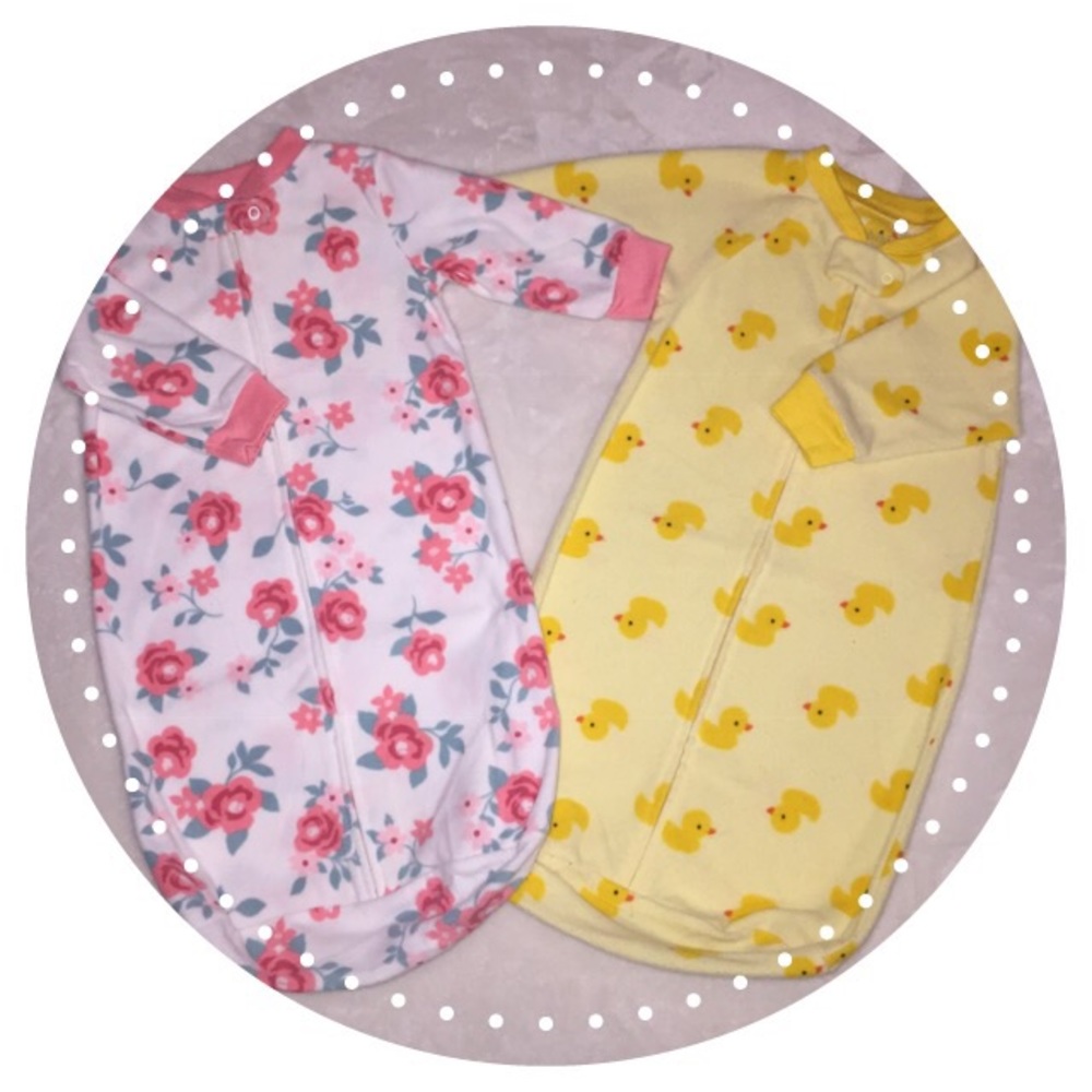Bundle of 2- sleeping sacks 🌼