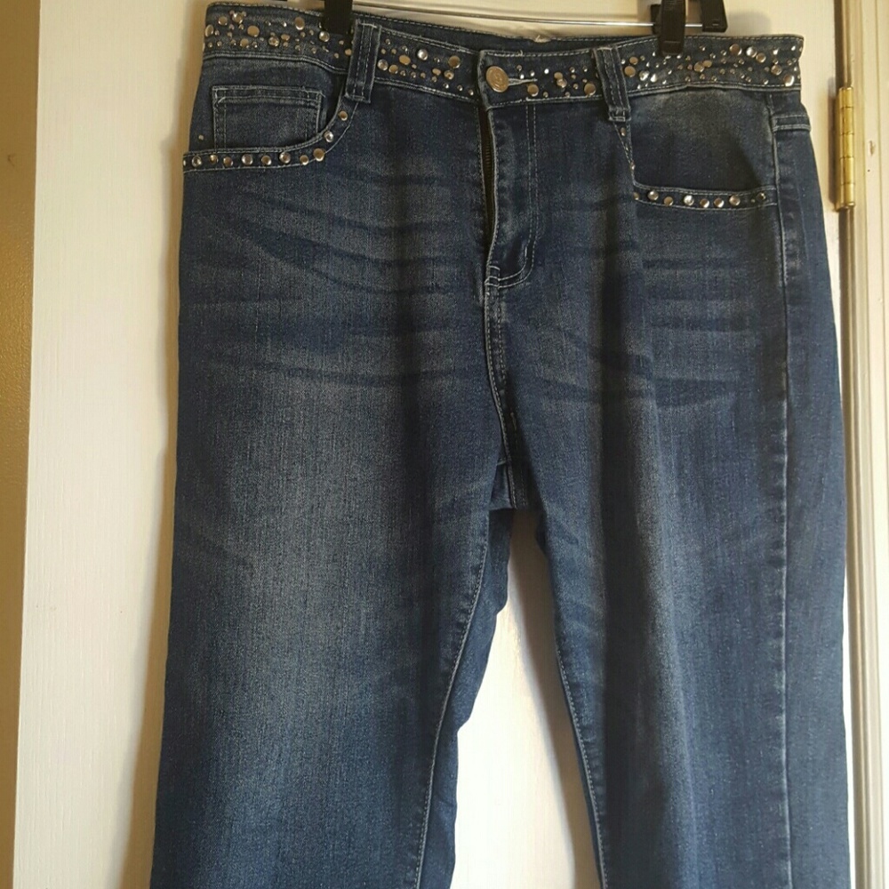Capris