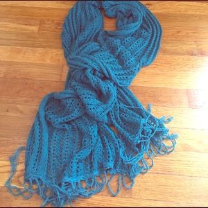 Lucky Brand Teal scarf!
