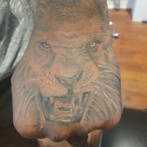 Meet your Posher, Carlton