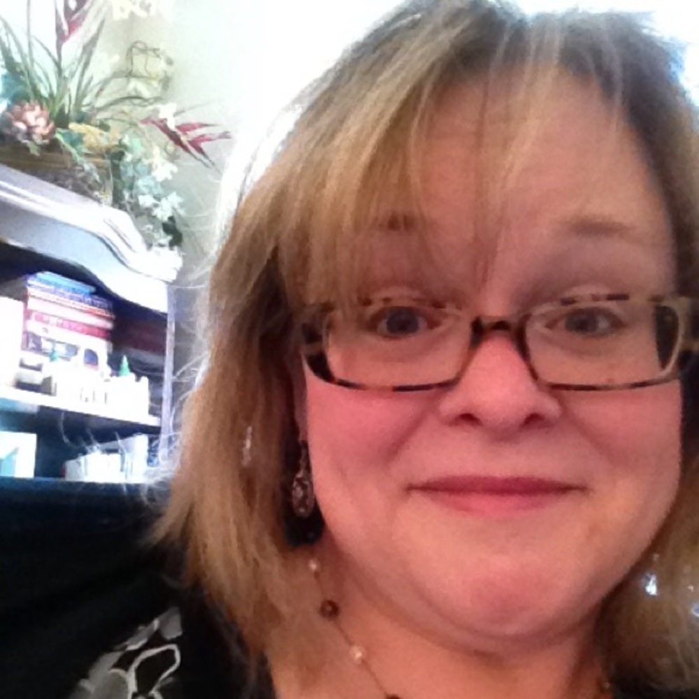 Meet your Posher, Renee