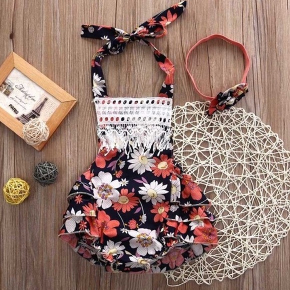 Other - ❤Just in❤ baby floral romper with headband