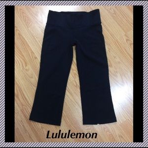 Lululemon Tadasana Crops in black size 8