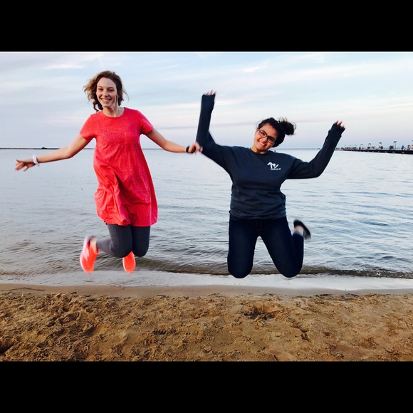 Meet your Posher, Sarah - Picture 2 of 4