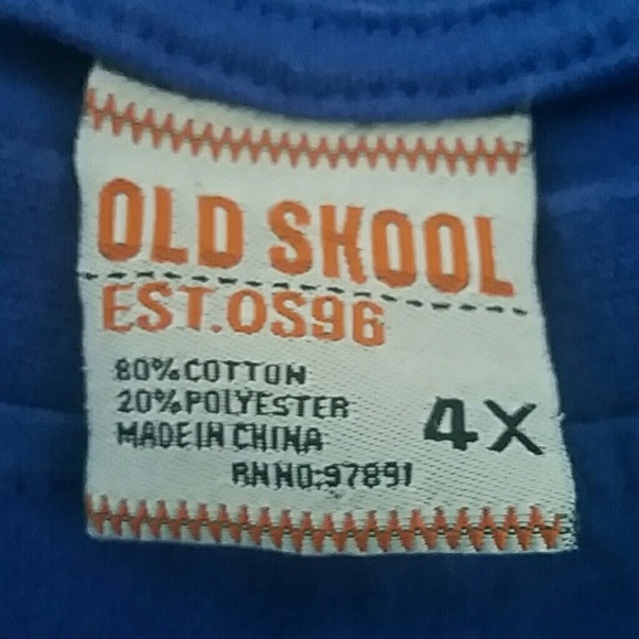 Old Skool Graphic Tee Shirt - Picture 2 of 2