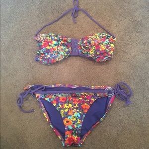 Ruffled colorful bikini