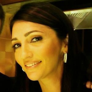 Meet your Posher, Mira