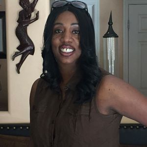 Meet your Posher, Pamela