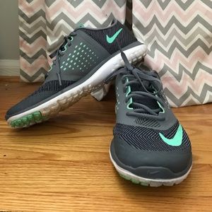 Nike tennis shoes