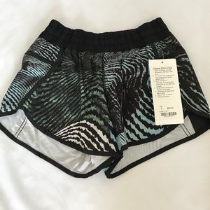 Lululemon Seawheeze Tracker Shorts