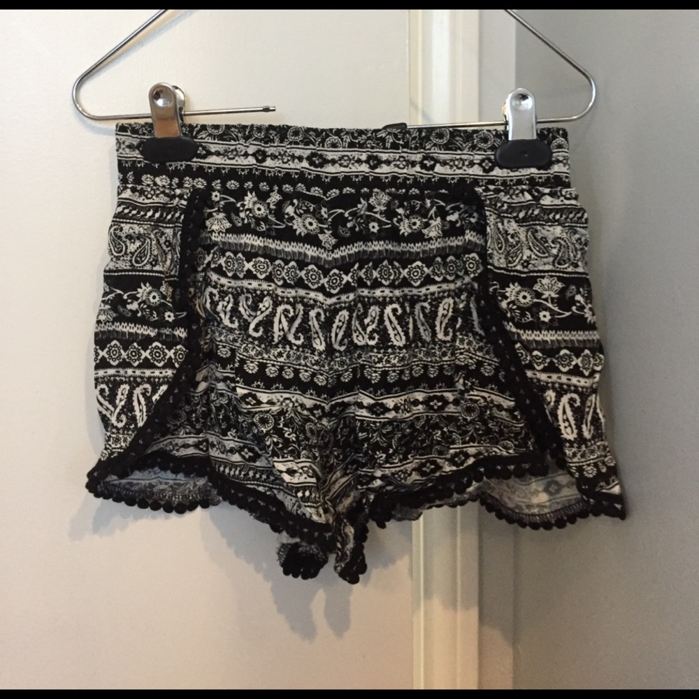 Gypsies & Moondust Shorts from Tilly's