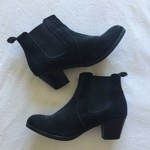 clarks hush puppies womens